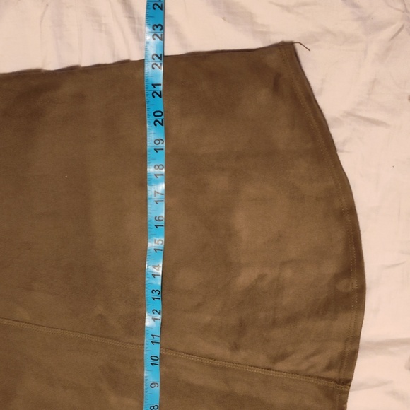 Woman's Olive Green Dress Size:Med by   Mi ami Poly/Spandex blend - Picture 6 of 11